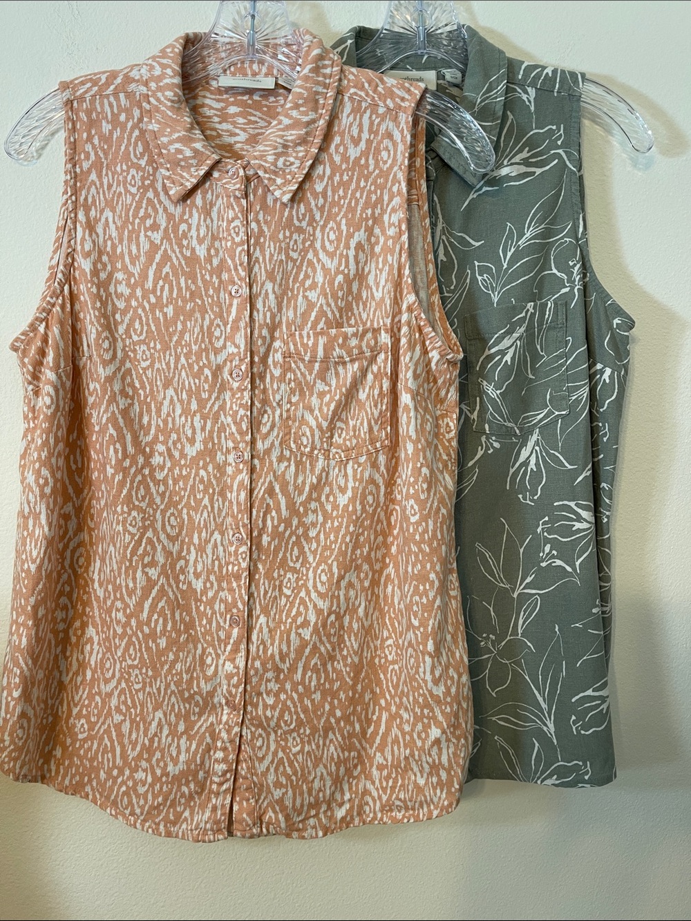 Two Linen Blend Sleeveless Collared Button-Down Tops Sage & Peach S-M